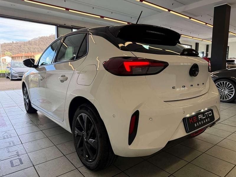 Usata Opel Corsa S 101 CV (74 kW) 2025 Bianca tetto nero Utilitaria