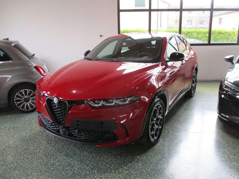 Rosso Usata 2024 Alfa Romeo Tonale Sprint SUV | 26.490 € (Ottimo prezzo) - Immagine 1/4