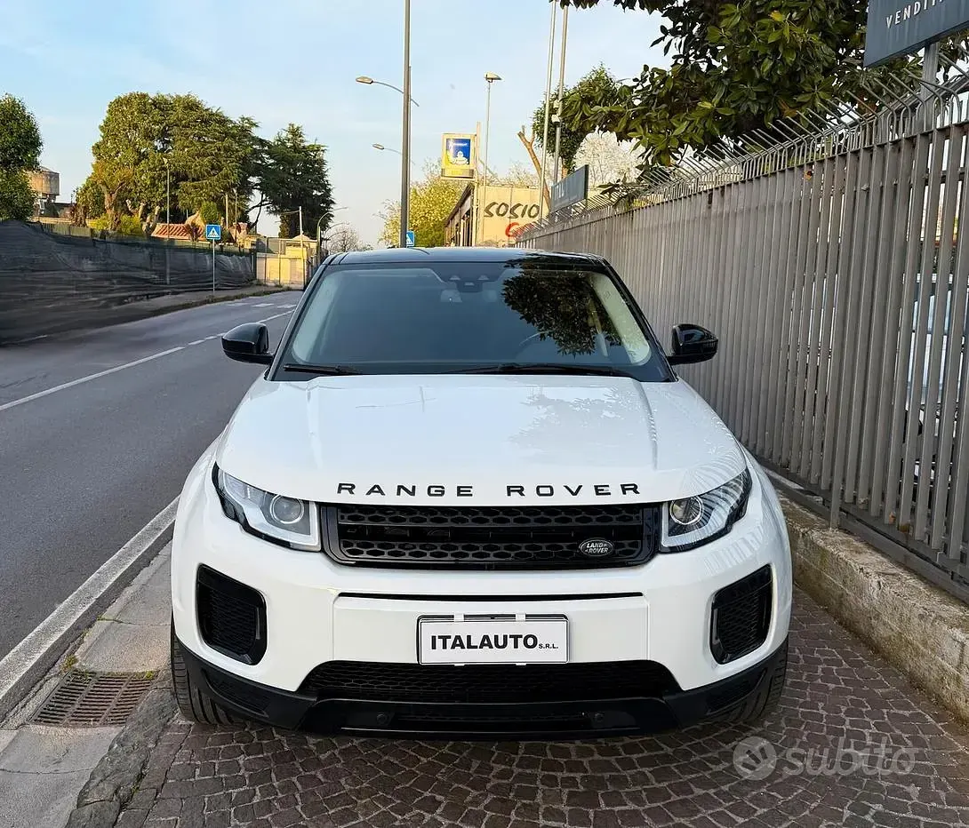 Usata Land Rover Range Rover evoque Pure 150 CV (110 kW) 2015 Bianco Berlina