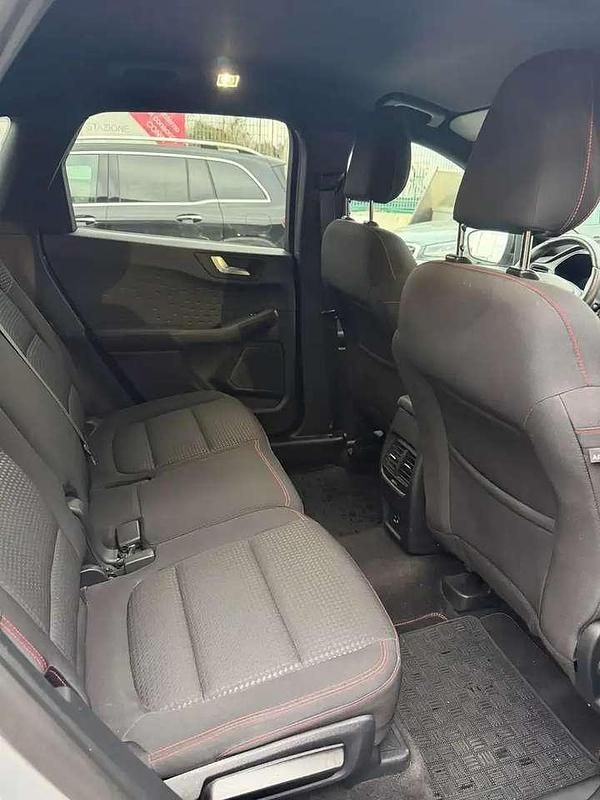 Usata Ford Kuga ST-Line X 120 CV (88 kW) 2021 Grigio SUV