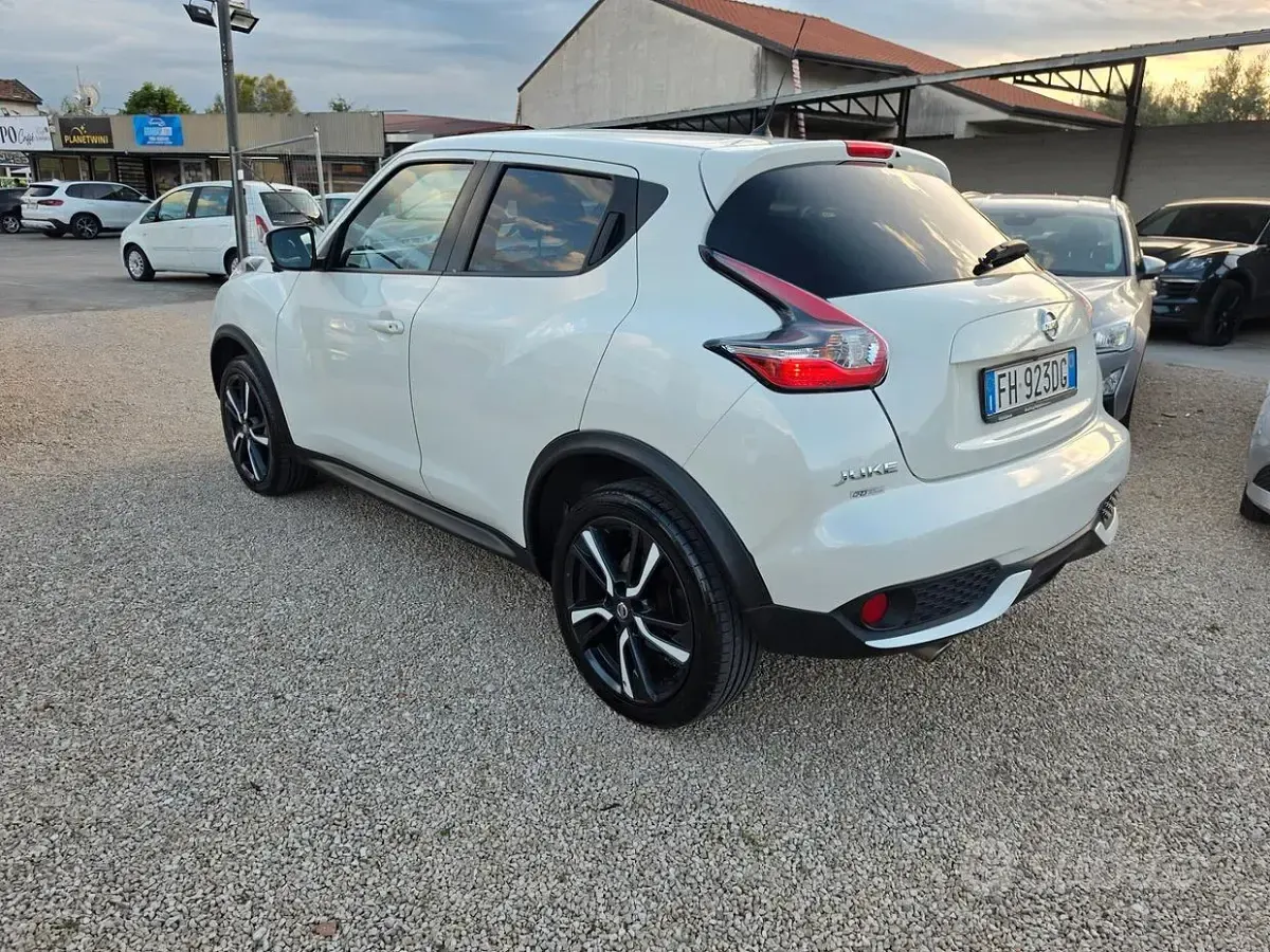 Usata Nissan Juke N-Connecta 110 CV (80 kW) 2017 Bianco SUV