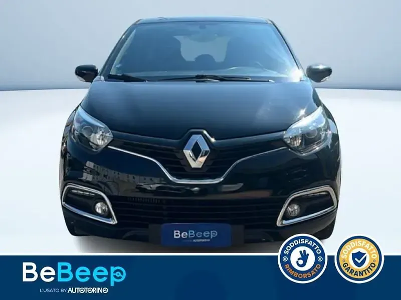 Käytetty Renault Captur 90 HP (66 kW) 2014 Musta Katumaasturi