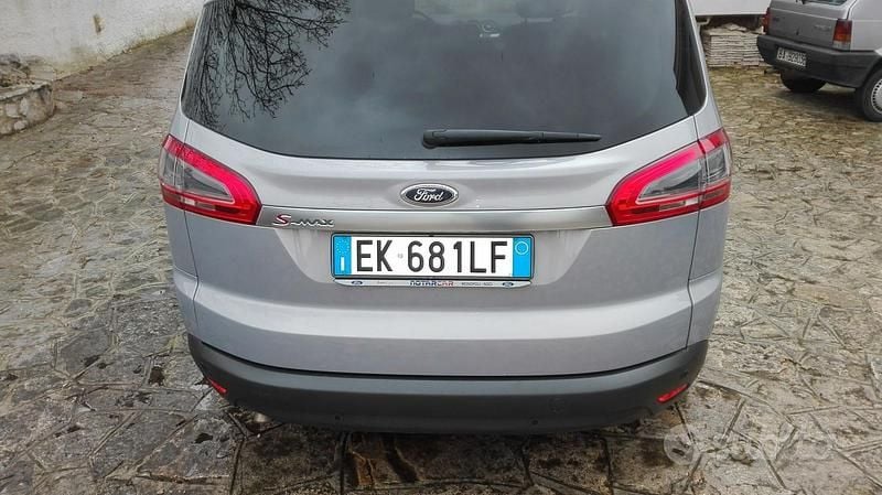 Usata Ford S-MAX Titanium 163 CV (119 kW) 2011 Grigio Monovolume