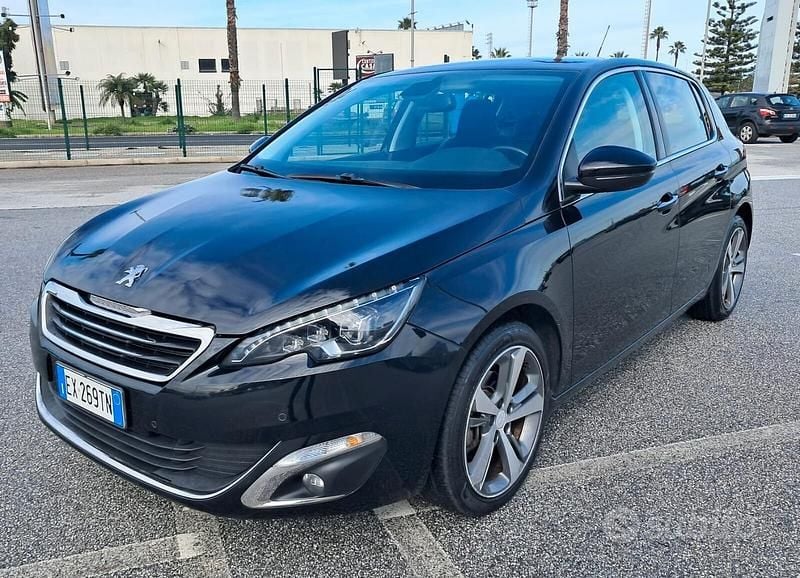 Usata Peugeot 308 GT-line 115 CV (84 kW) 2015 Nero Berlina