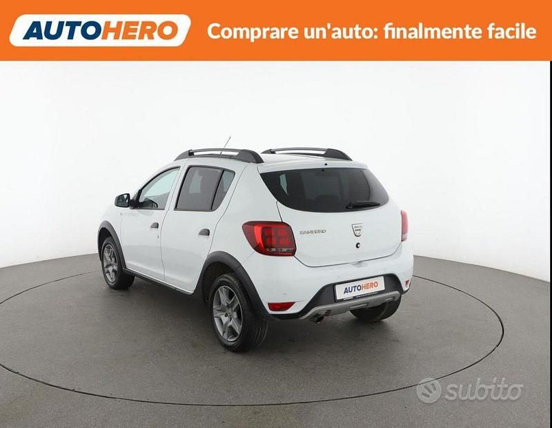 Usata Dacia Sandero Comfort 90 CV (66 kW) 2020 Bianco Berlina