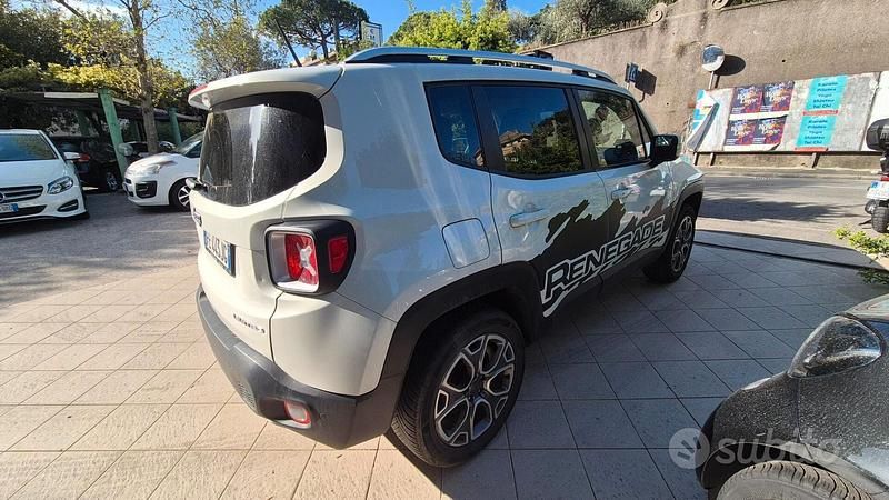 Usata Jeep Renegade Limited 140 CV (102 kW) 2016 Bianco SUV