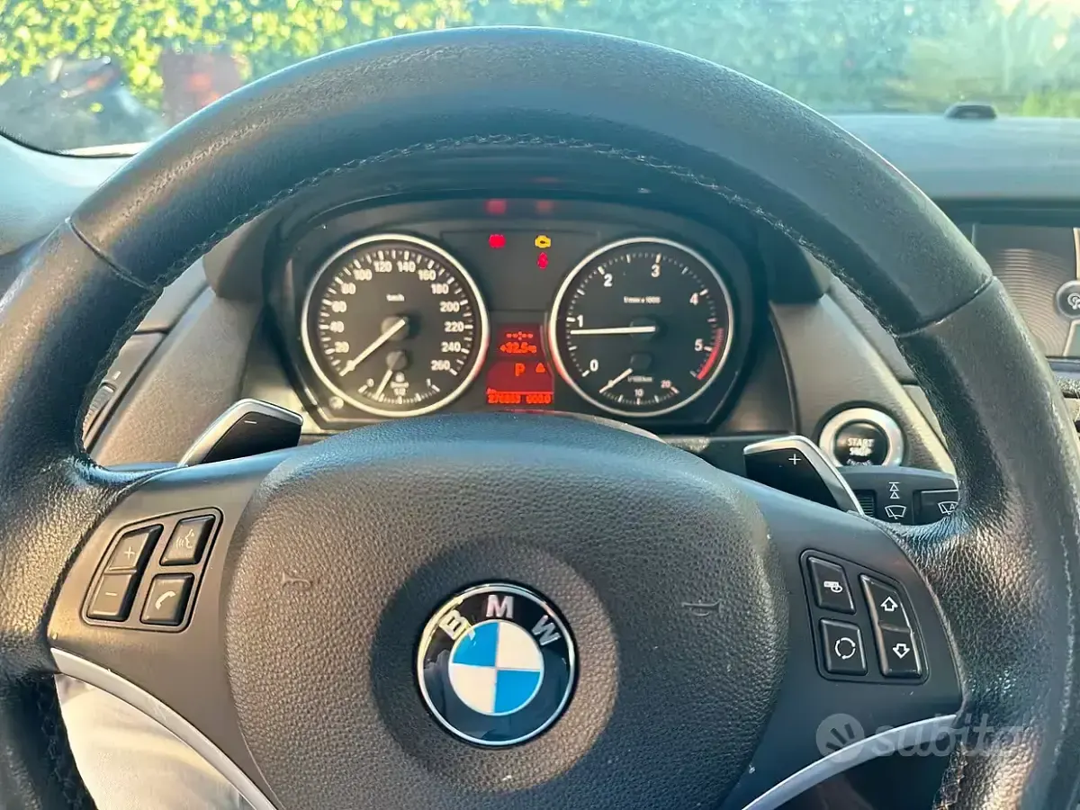 Usata BMW X1 177 CV (130 kW) 2011 Bianco SUV