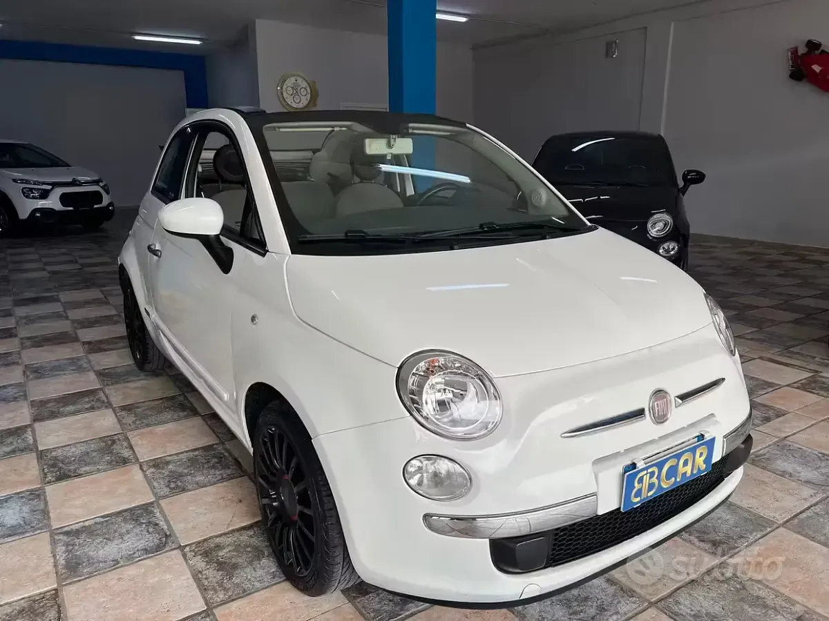 Usata Fiat 500C Lounge 95 CV (69 kW) 2011 Bianco Cabrio