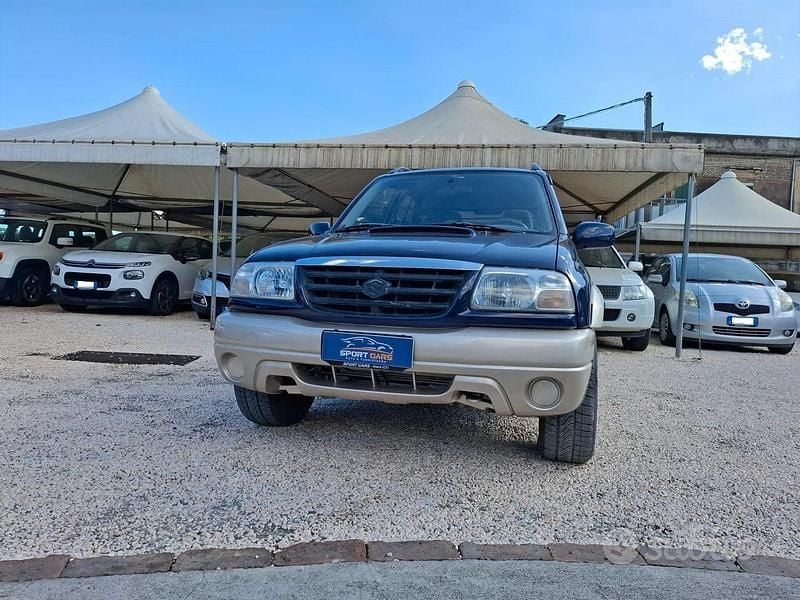 Usata Suzuki Grand Vitara 109 CV (80 kW) 2002 Blu Station wagon