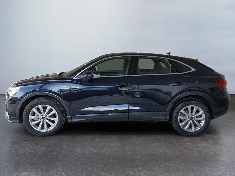 Usata Audi Q3 Sportback S-Line 150 CV (110 kW) 2022 Blu SUV