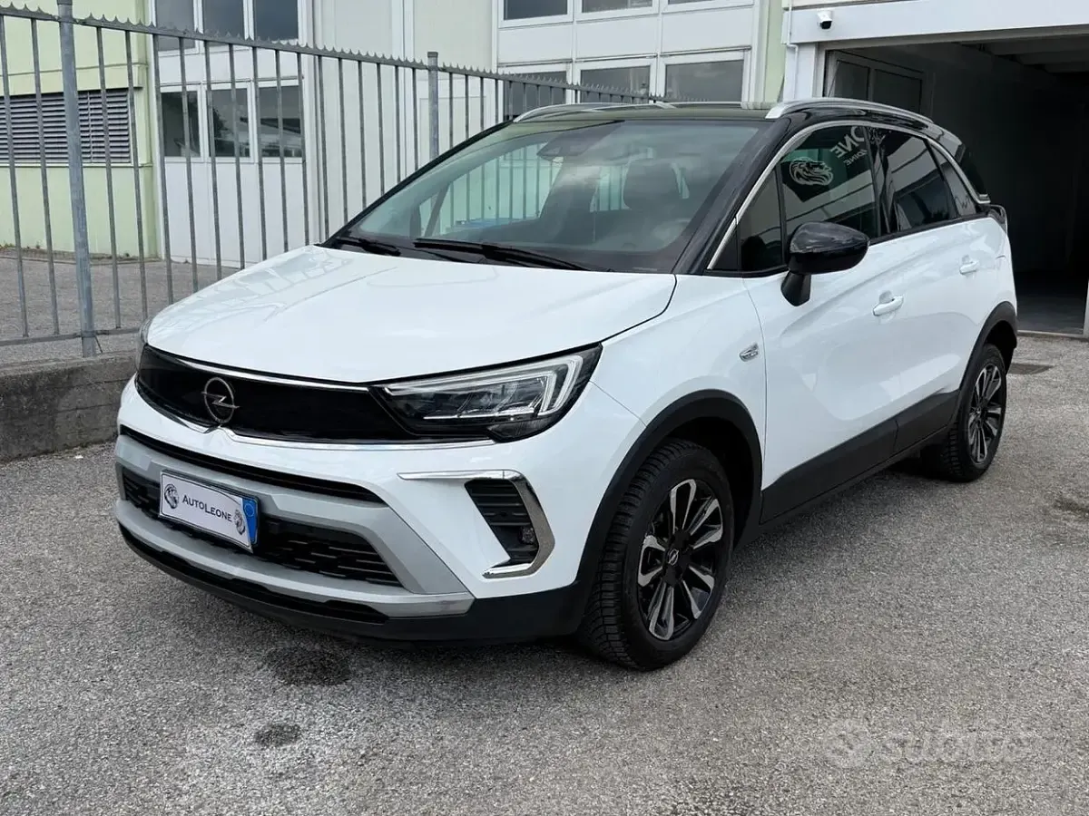 Usata Opel Crossland Design & Tech 120 CV (88 kW) 2021 Bianco SUV