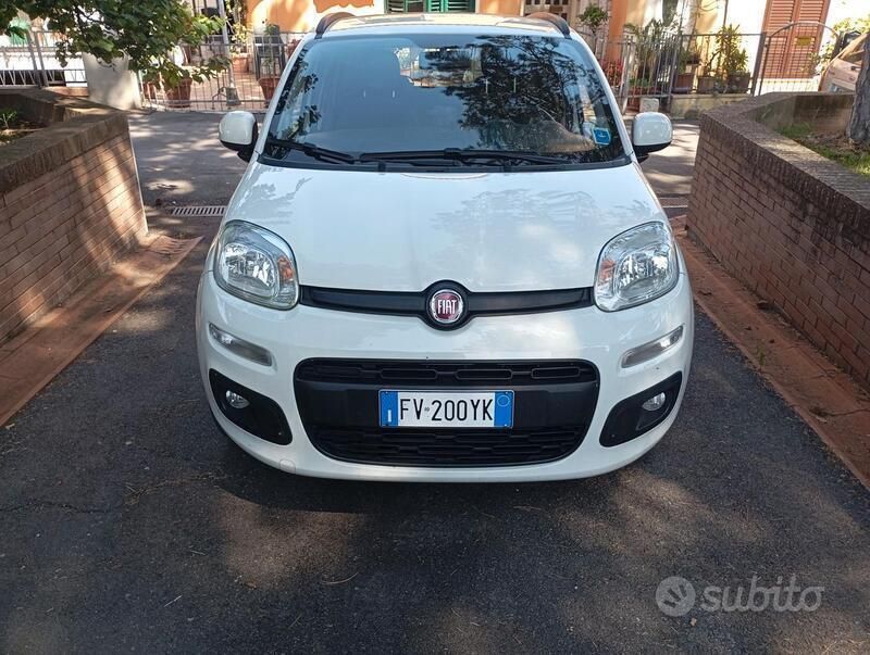 Bianco Usata 2017 Fiat Panda Lounge Due volumi | 7500 € (Buon prezzo) - Immagine 1/4