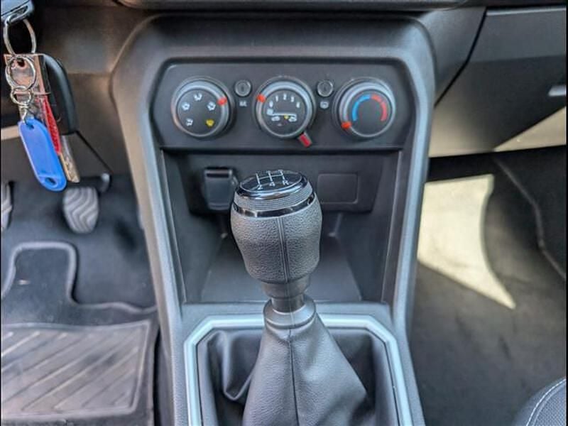 Usata Dacia Sandero Expression 67 CV (49 kW) 2025 Blu scuro Utilitaria