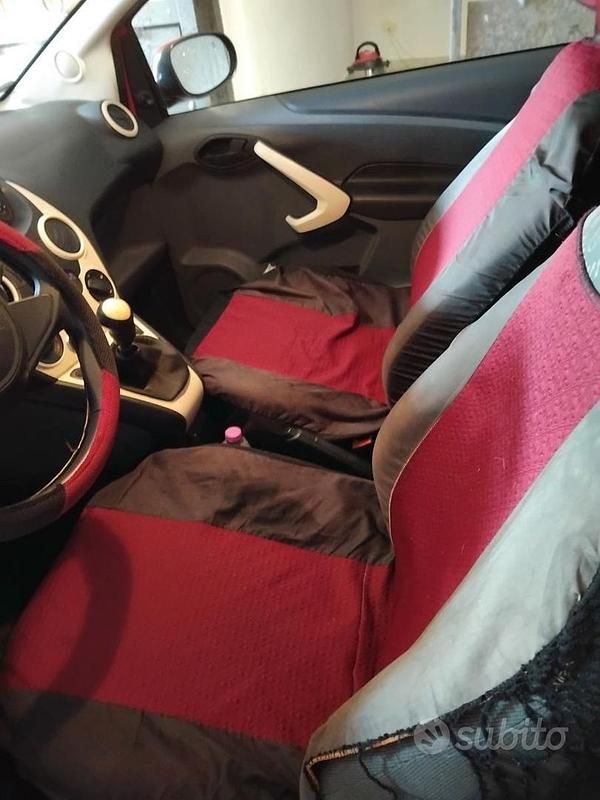 Usata Ford Ka 69 CV (50 kW) 2015 Berlina