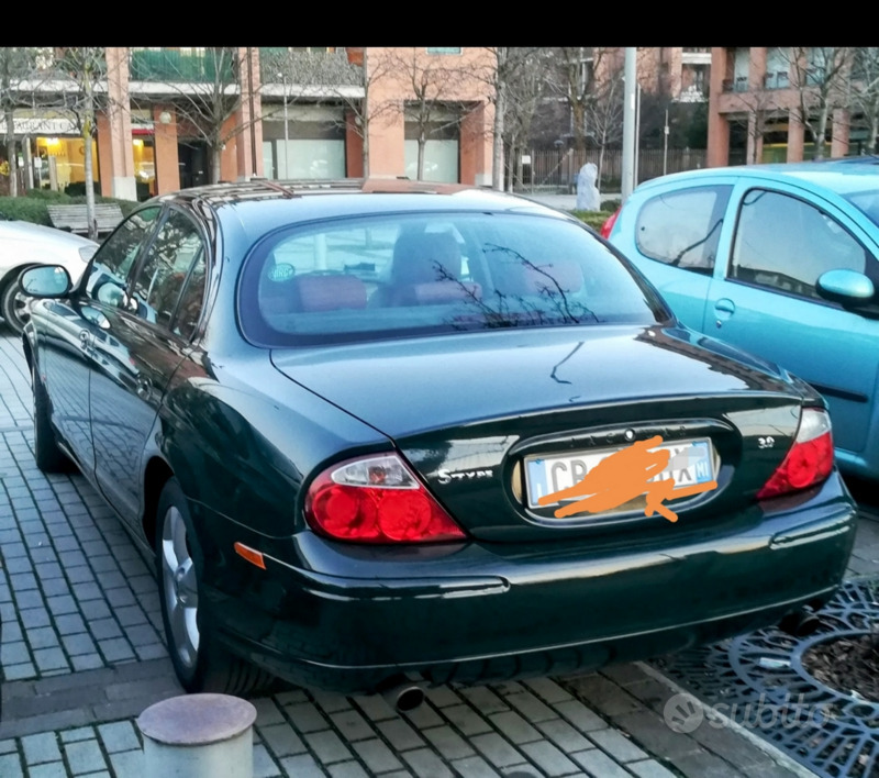 Usato 2002 Jaguar S-Type 3.0 Benzin 238 CV (8.500 €)