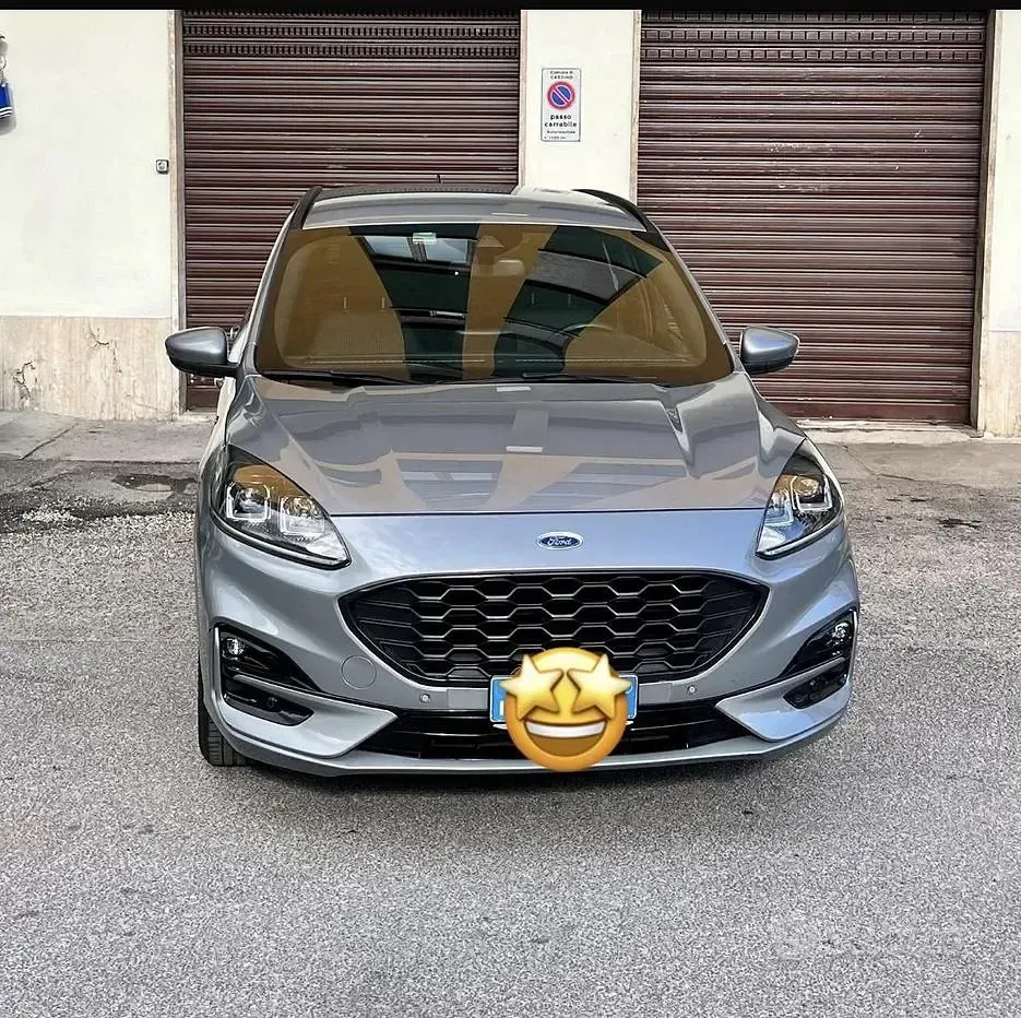 Usata Ford T S 120 CV (88 kW) 2022 Grigio Monovolume