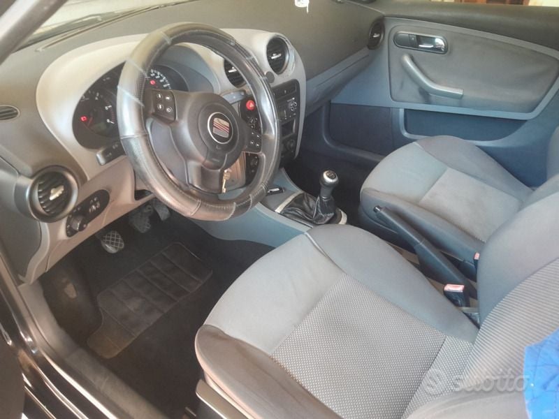 Usata Seat Ibiza 101 CV (74 kW) 2006 Nero Coupé