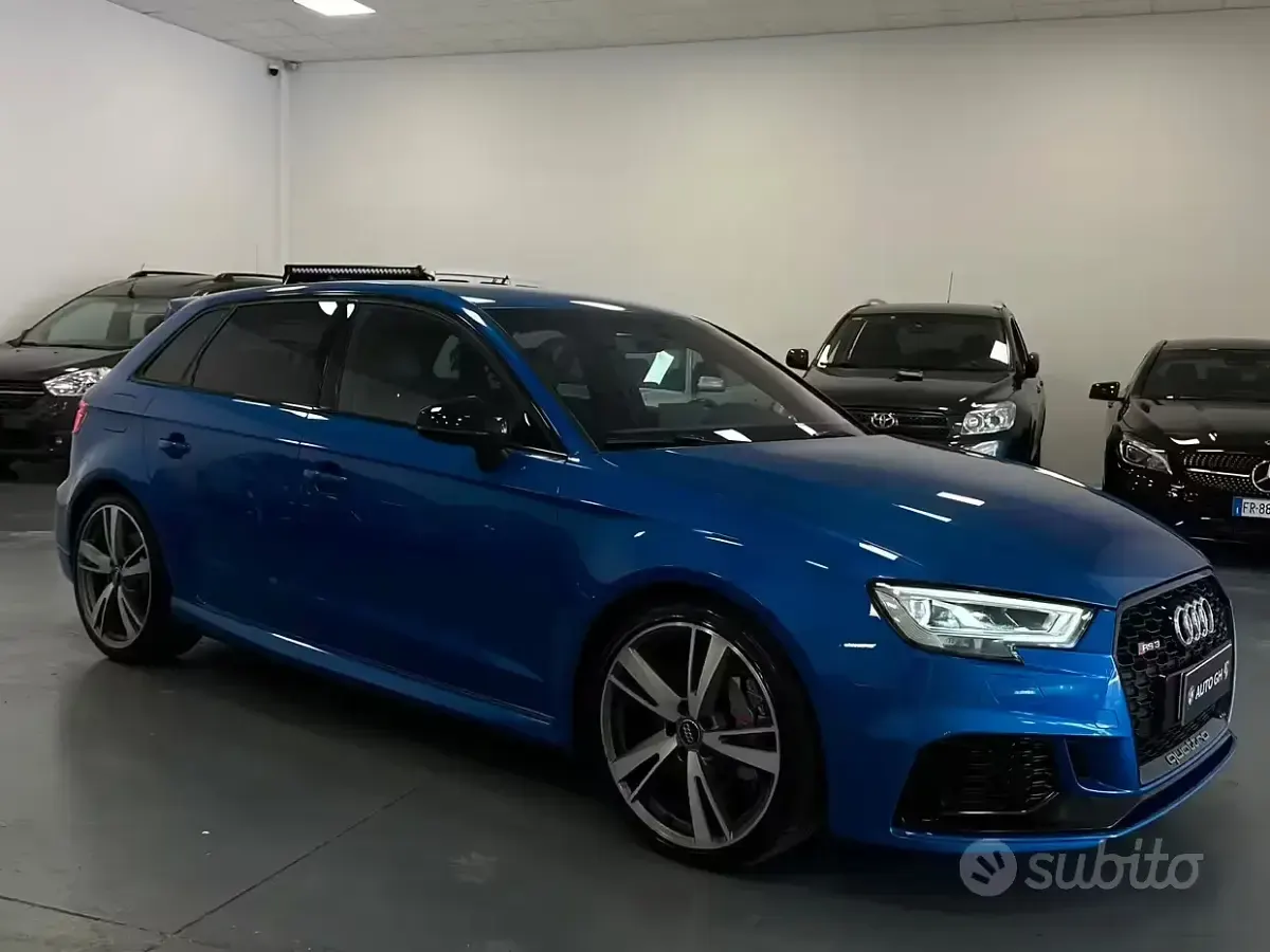 Usata Audi RS3 400 CV (294 kW) 2018 Blu Berlina