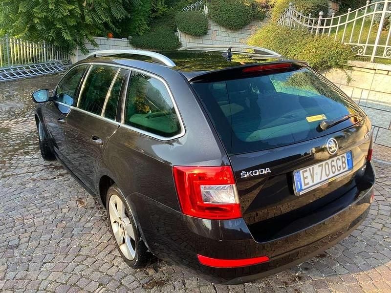 Usata Skoda Octavia Ambition 150 CV (110 kW) 2014 Nero Station wagon