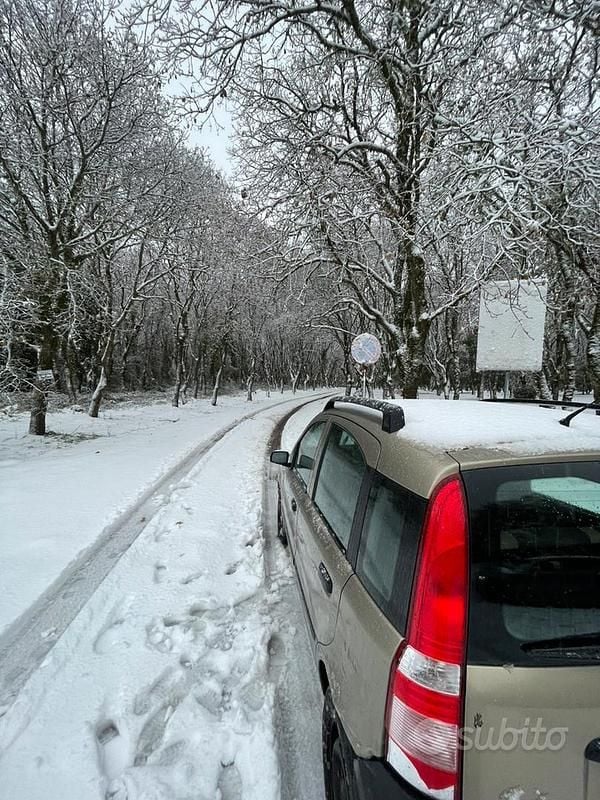 Usata 2010 Fiat Panda Berlina | 2500 € (Ottimo prezzo) - Immagine 1/2