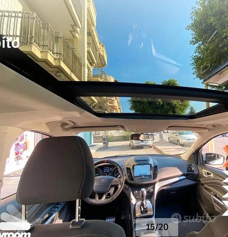 Usata Ford Kuga 120 CV (88 kW) 2017 Bianco SUV