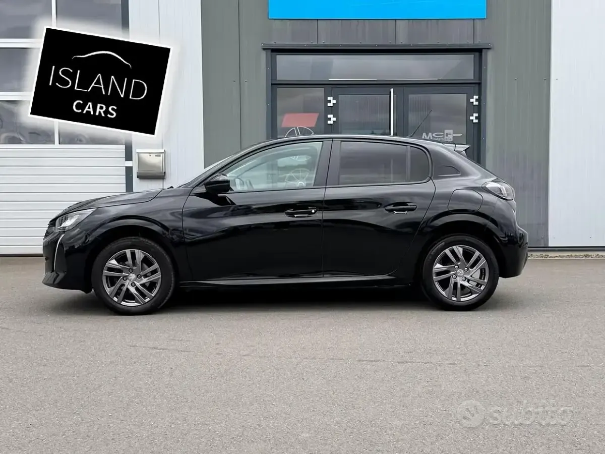 Usata Peugeot 208 Active 75 CV (55 kW) 2022 Nero Utilitaria