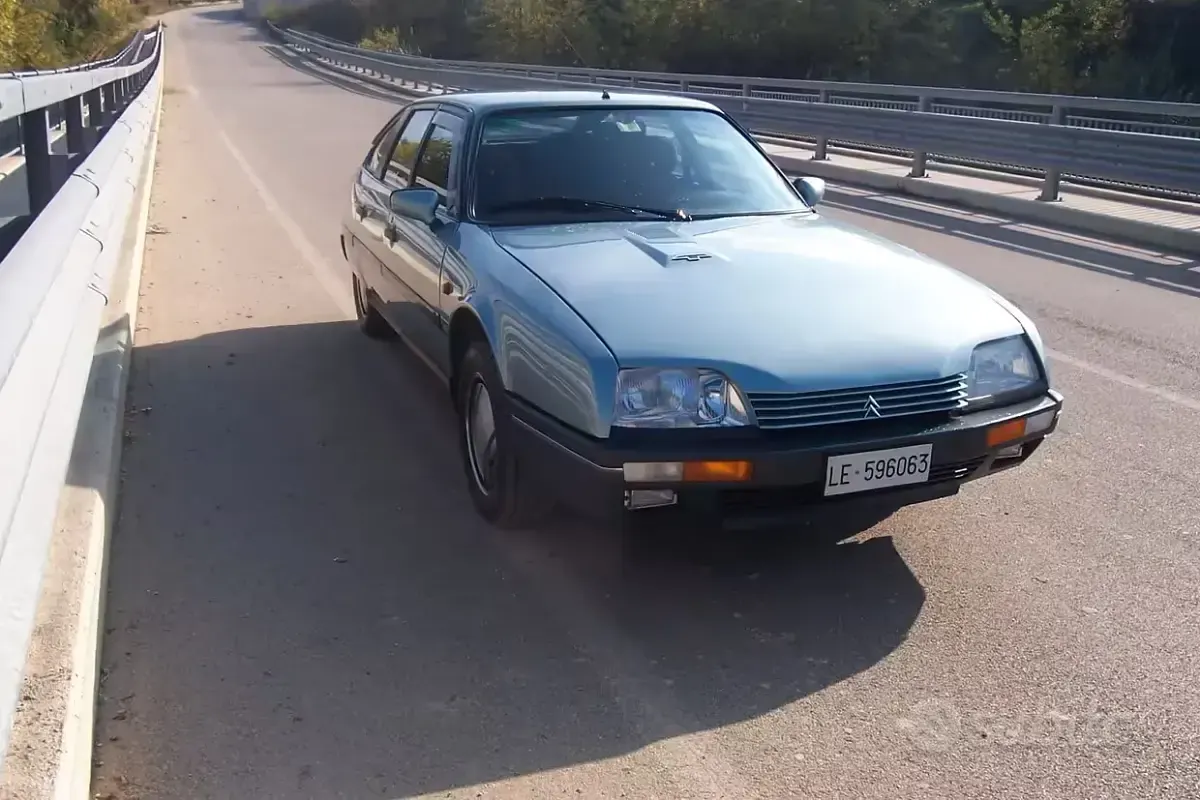 Usata Citroën CX 166 CV (122 kW) 1987 Blu Berlina