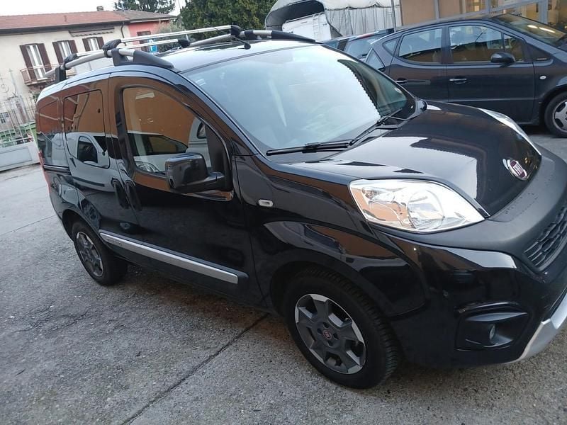 Usata Fiat Qubo Trekking 80 CV (58 kW) 2018 Nero Monovolume