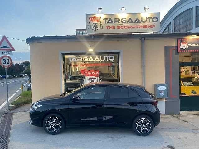 Usata MG MG3 Luxury 101 CV (74 kW) 2024 Nero Utilitaria