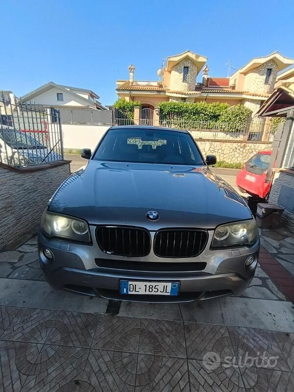 Grigio Usata 2008 BMW X3 SUV | 5000 € (Buon prezzo) - Immagine 1/4