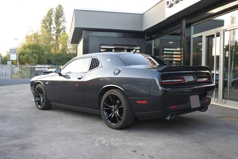 Usata Dodge Challenger SXT 309 CV (227 kW) 2016 Antracite metallizzato Coupé