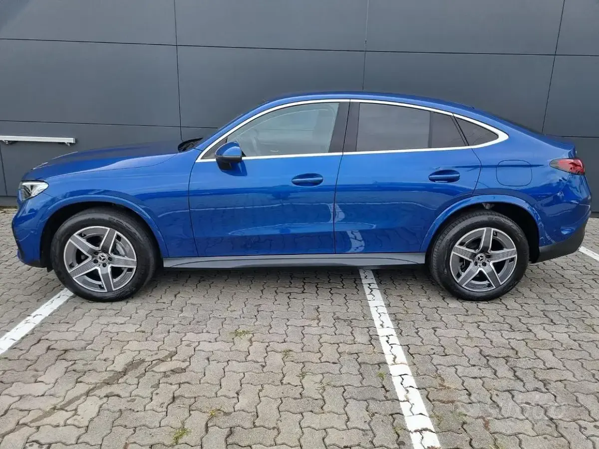 Usata Mercedes GLC300de AMG Line Premium 197 CV (144 kW) 2024 Bluazzurro Coupé
