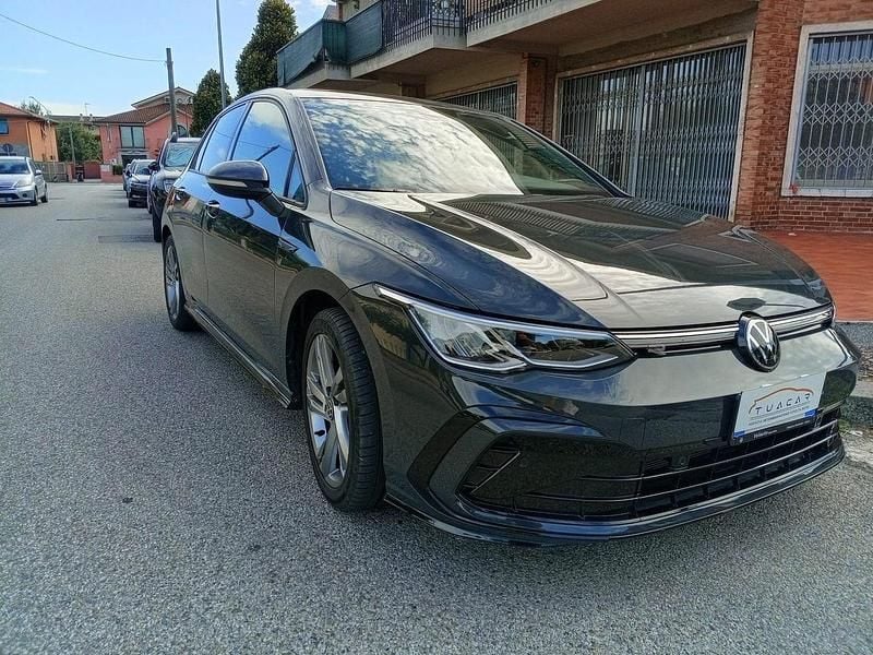 Usata VW Golf VIII R-line 130 CV (95 kW) 2024 Grigio Berlina
