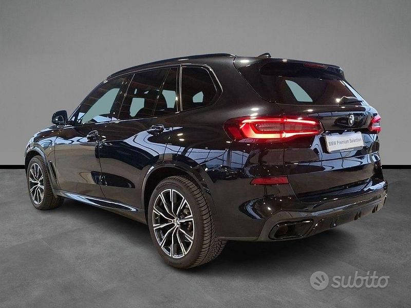 Usata BMW X5 M Sport 286 CV (210 kW) 2022 Nero / metallizzato SUV