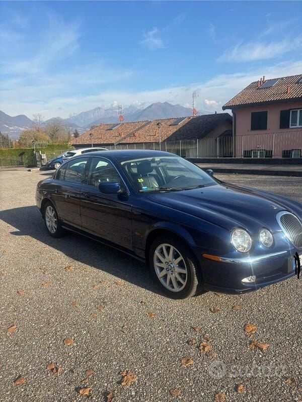 Usata Jaguar S-Type S 238 CV (175 kW) 2000 Blu Berlina