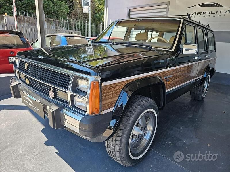 Usata Jeep Cherokee 173 CV (127 kW) 1989 Nero SUV