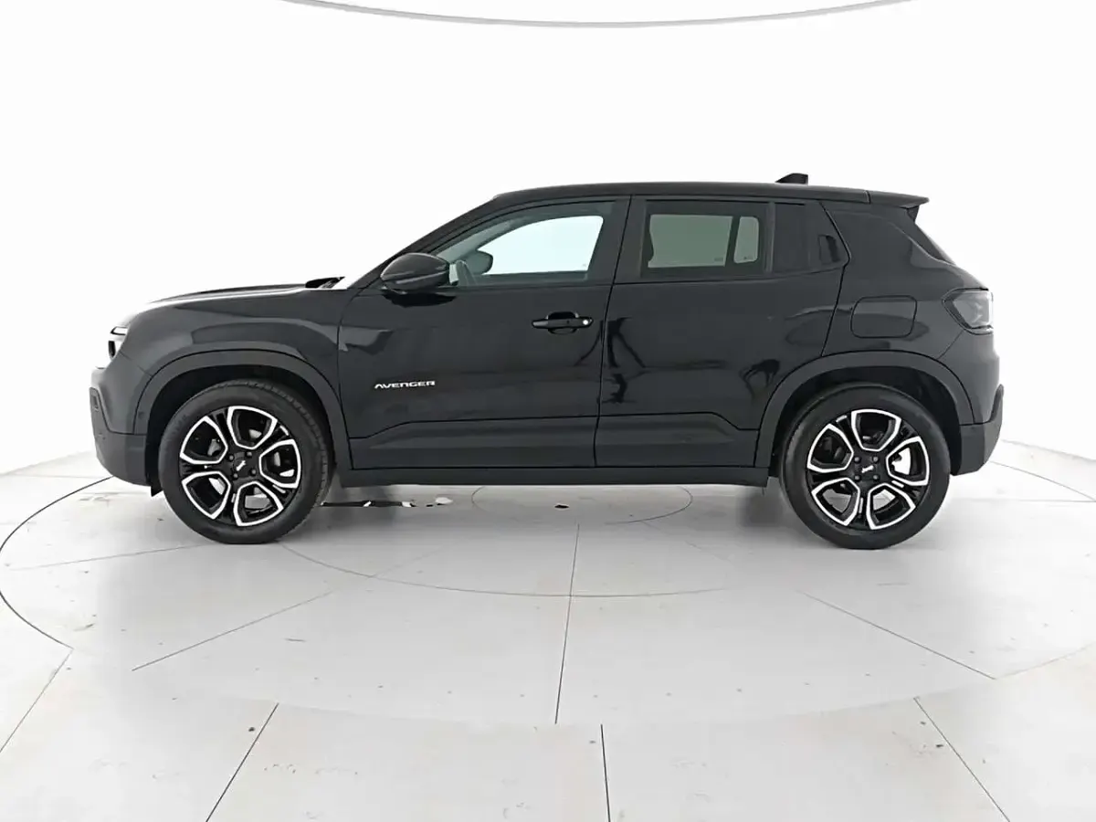 Usata Jeep Avenger Summit 101 CV (74 kW) 2023 Nero SUV