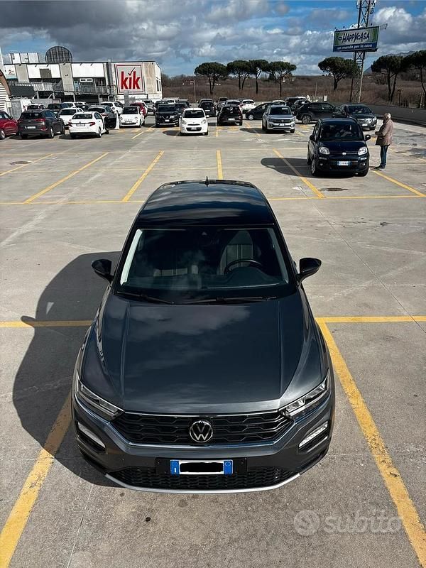 Usata VW T-Roc Style 110 CV (80 kW) 2021 Grigio SUV