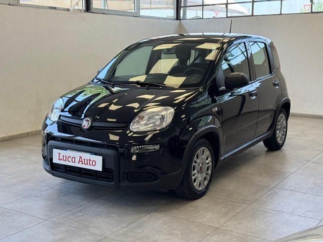 Usata Fiat Panda S 70 CV (51 kW) 2024 Nero Utilitaria