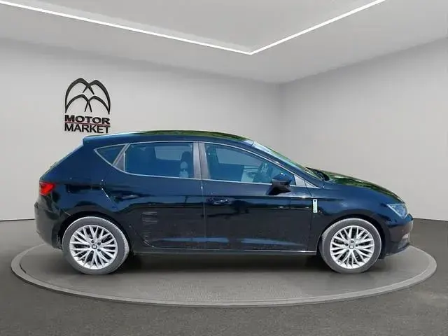 Usata Seat Leon Business 130 CV (95 kW) 2019 Nero / black Berlina
