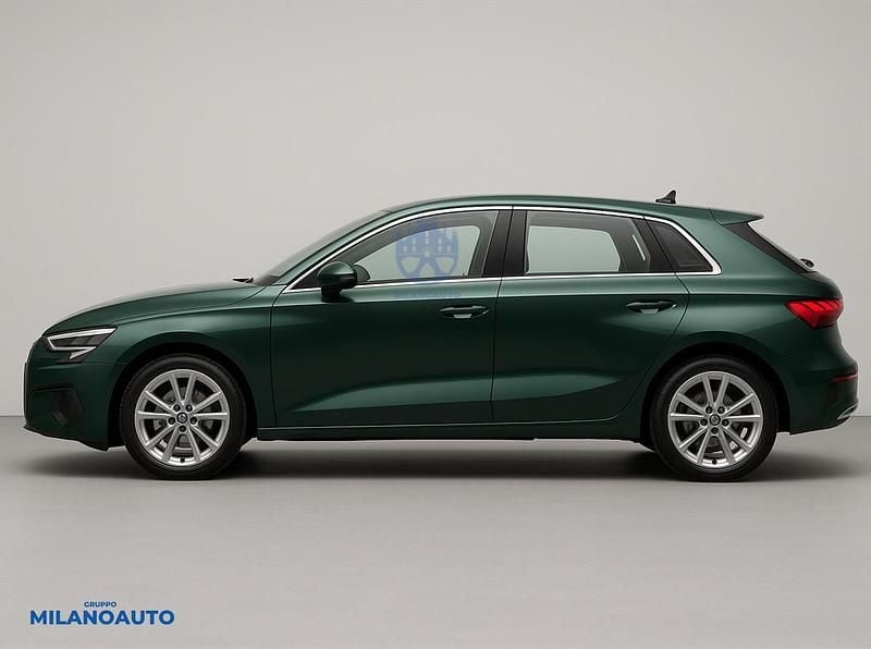 Begagnad Audi A3 Sportback Advanced Plus 116 HK (85 kW) 2025 Grön Halvkombi