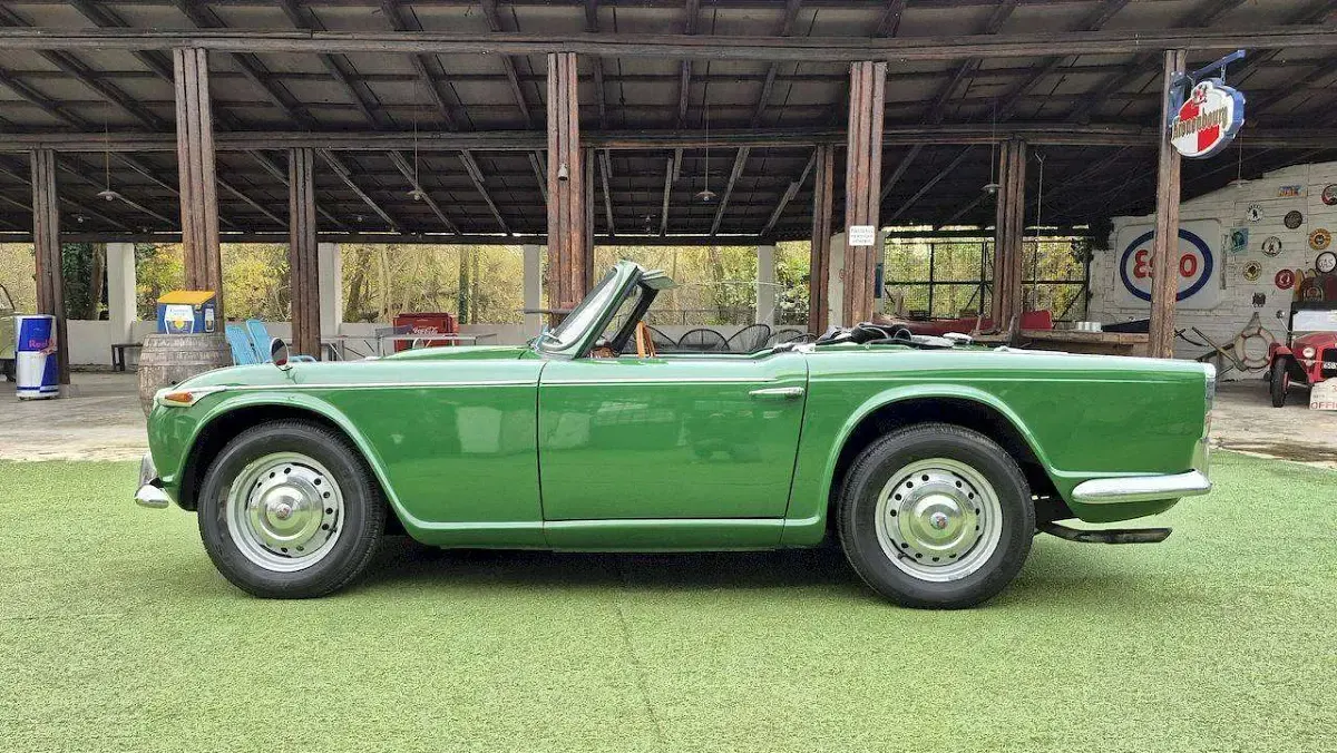 Usata Triumph TR4 103 CV (75 kW) 1966 Verde Cabrio