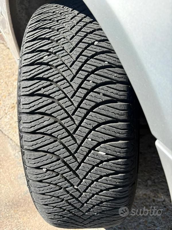 Usata Mercedes CLK270 Avantgarde 2002 Grigio Coupé