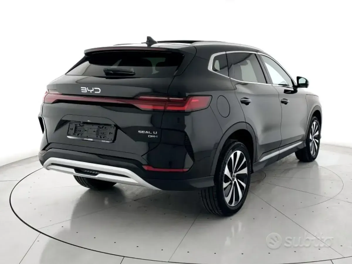 Nuova BYD Seal U Boost 98 CV (72 kW) 2026 Nero SUV