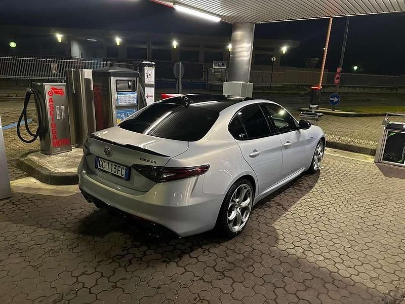 Usata Alfa Romeo Giulia Sprint 190 CV (139 kW) 2020 Berlina