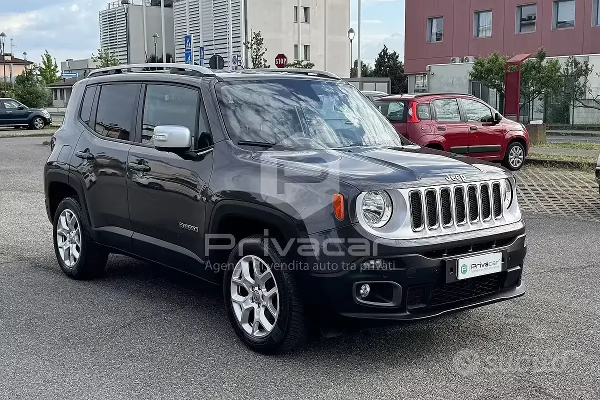 Usata Jeep Renegade Limited 140 CV (102 kW) 2017 Grigio SUV