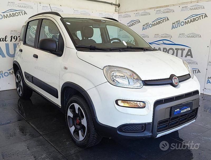 Usata Fiat Panda 4x4 S 86 CV (63 kW) 2019 Bianco(met.) Utilitaria