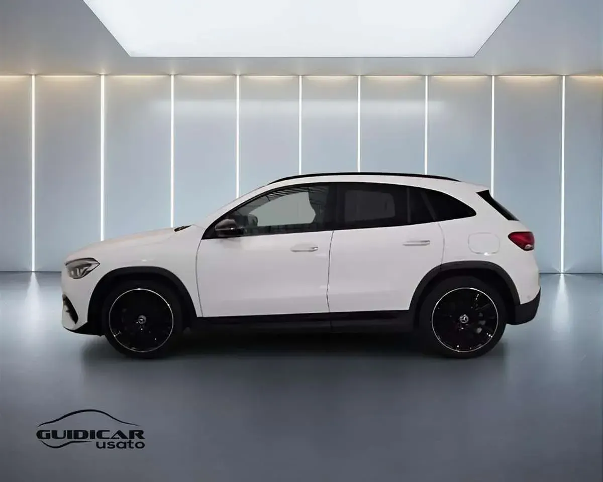 Usata Mercedes GLA200 Premium 150 CV (110 kW) 2023 Bianco SUV