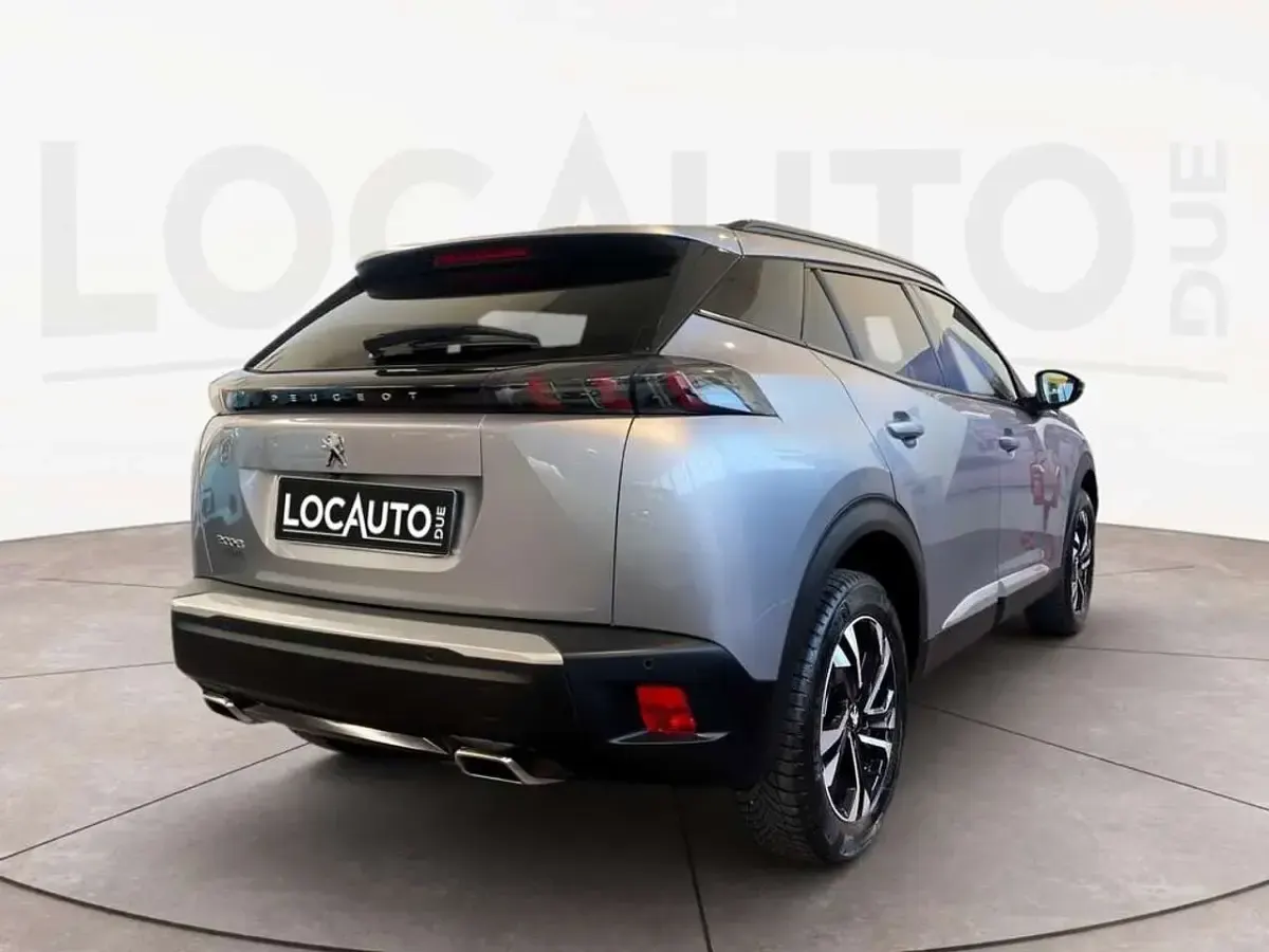 Usata Peugeot 2008 Allure 131 CV (96 kW) 2020 Grigio SUV