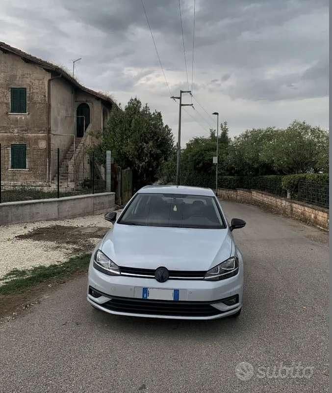 Usata VW Golf VII 122 CV (89 kW) 2018